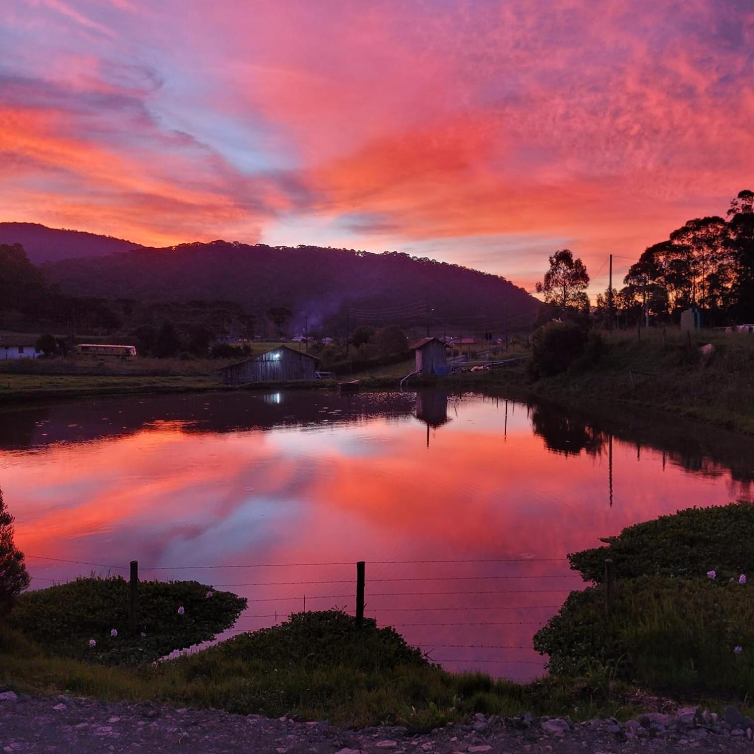 Chale Encanto Do Lago Urubici Luaran gambar